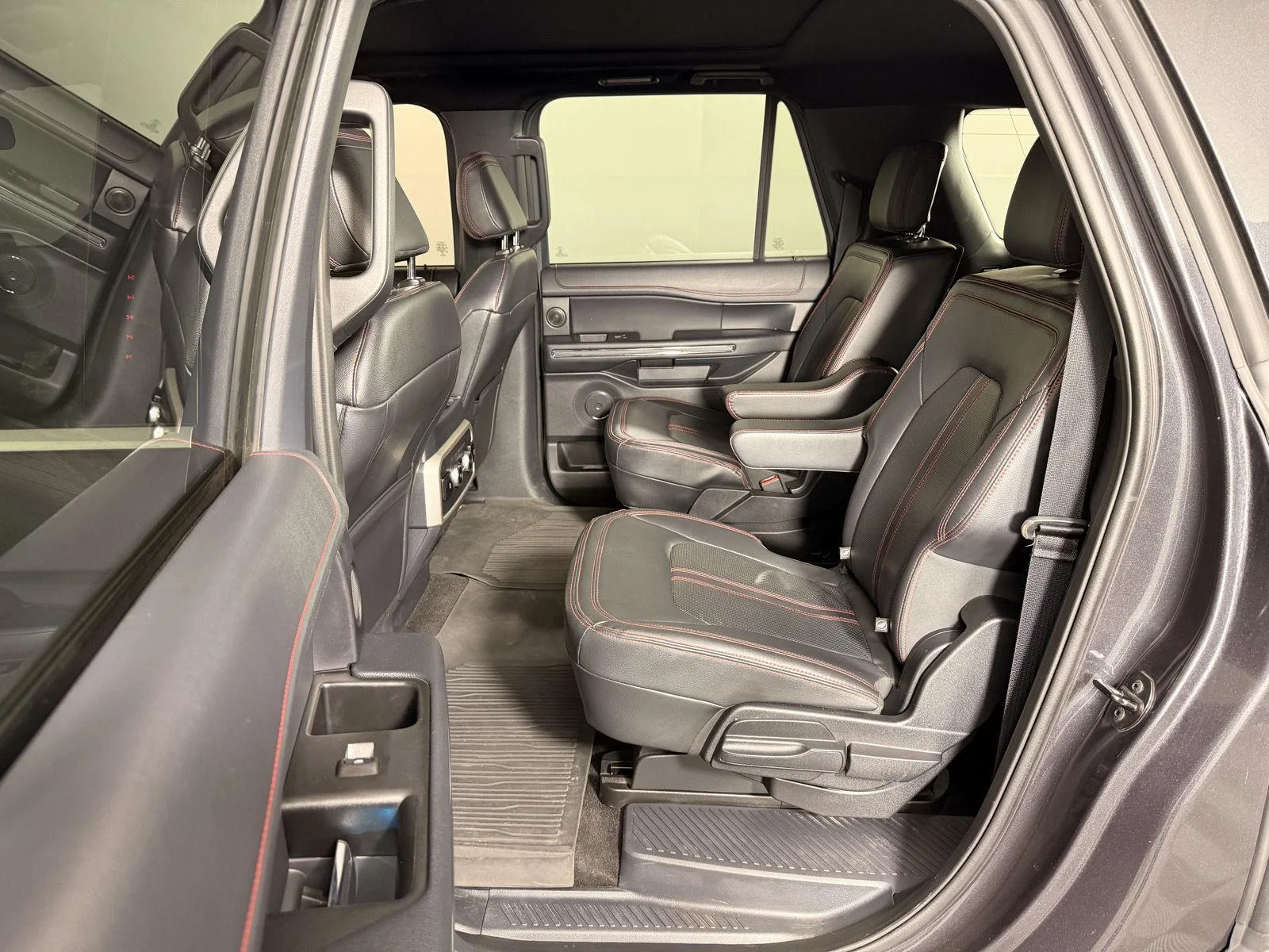 Used 2022 Dark Matter Gray Ford Limited image 15
