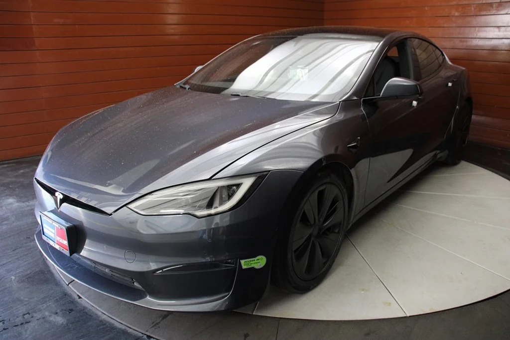 Used 2023 Solid Black Tesla Base image 5