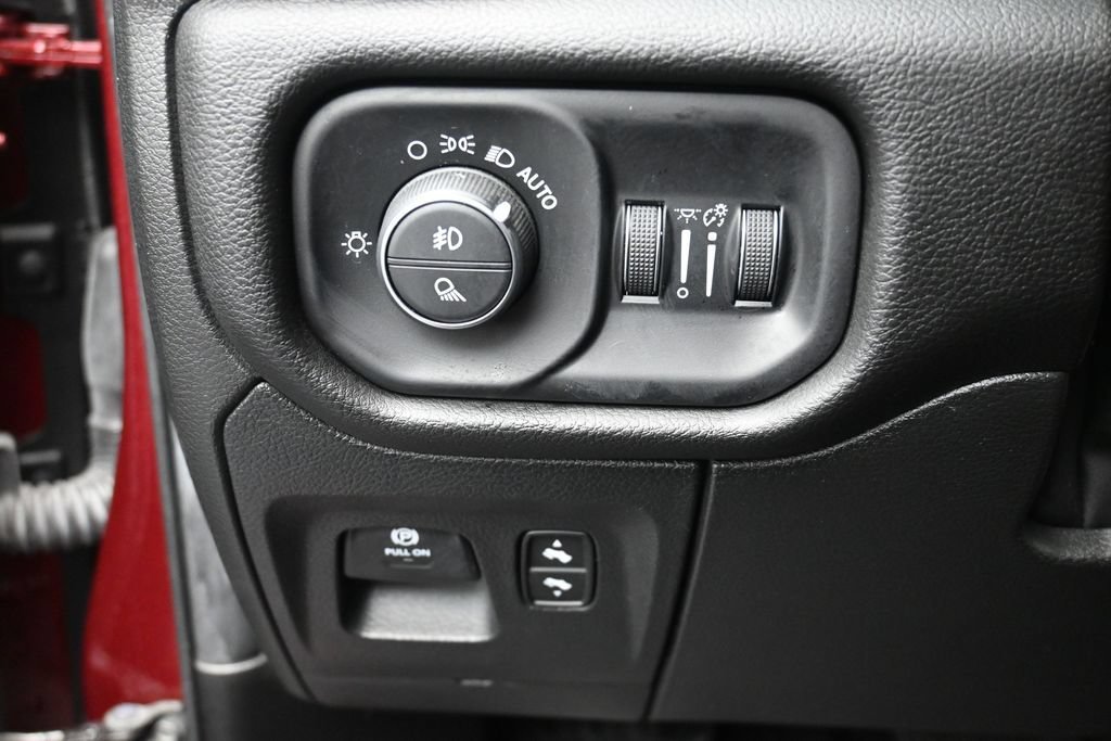 Used 2025 Red Ram Laramie image 7