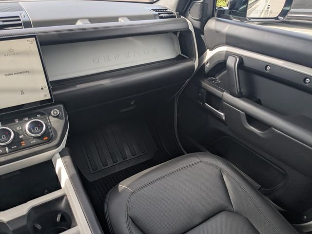 Used 2026 Gray Land Rover X-Dynamic SE image 17