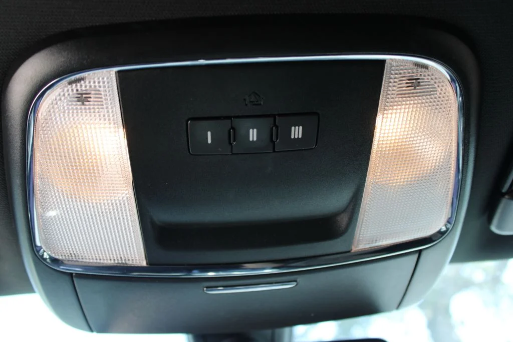 Used 2018 White Dodge R/T Scat Pack image 19