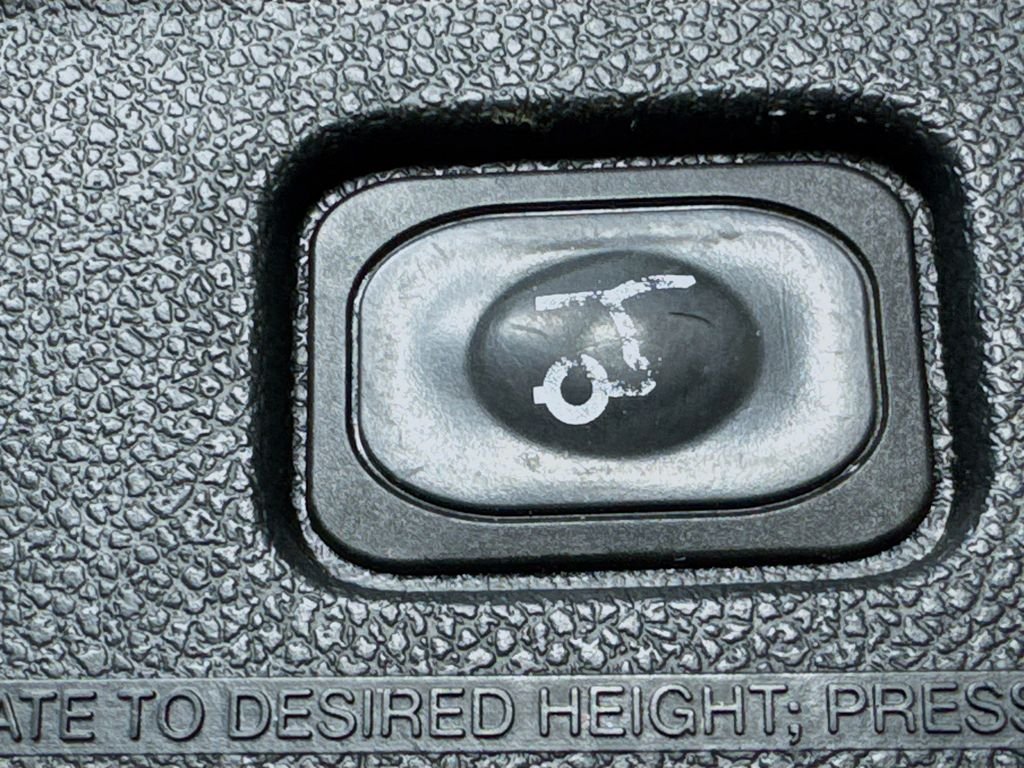 Used 2017 Shadow Black Ford Platinum image 34
