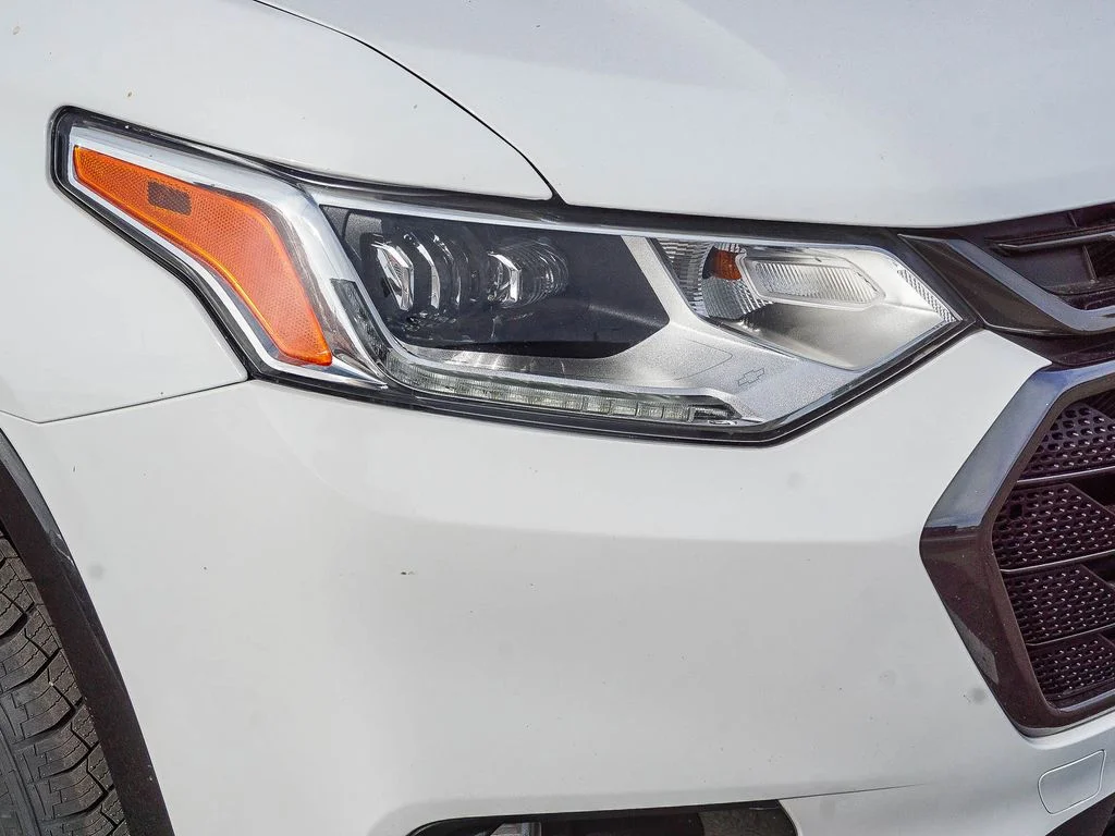 Used 2020 White Chevrolet Premier image 10