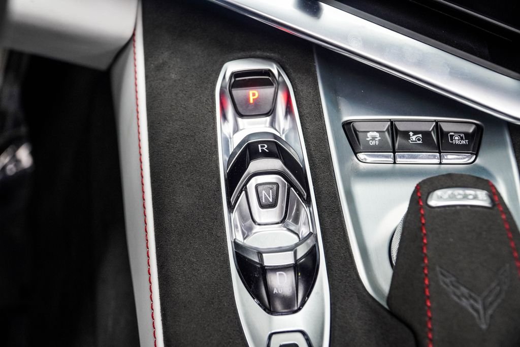Used 2023 White Chevrolet Stingray image 26