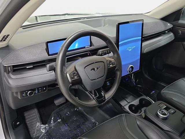 Used 2023 Space White Metallic Ford Premium image 13
