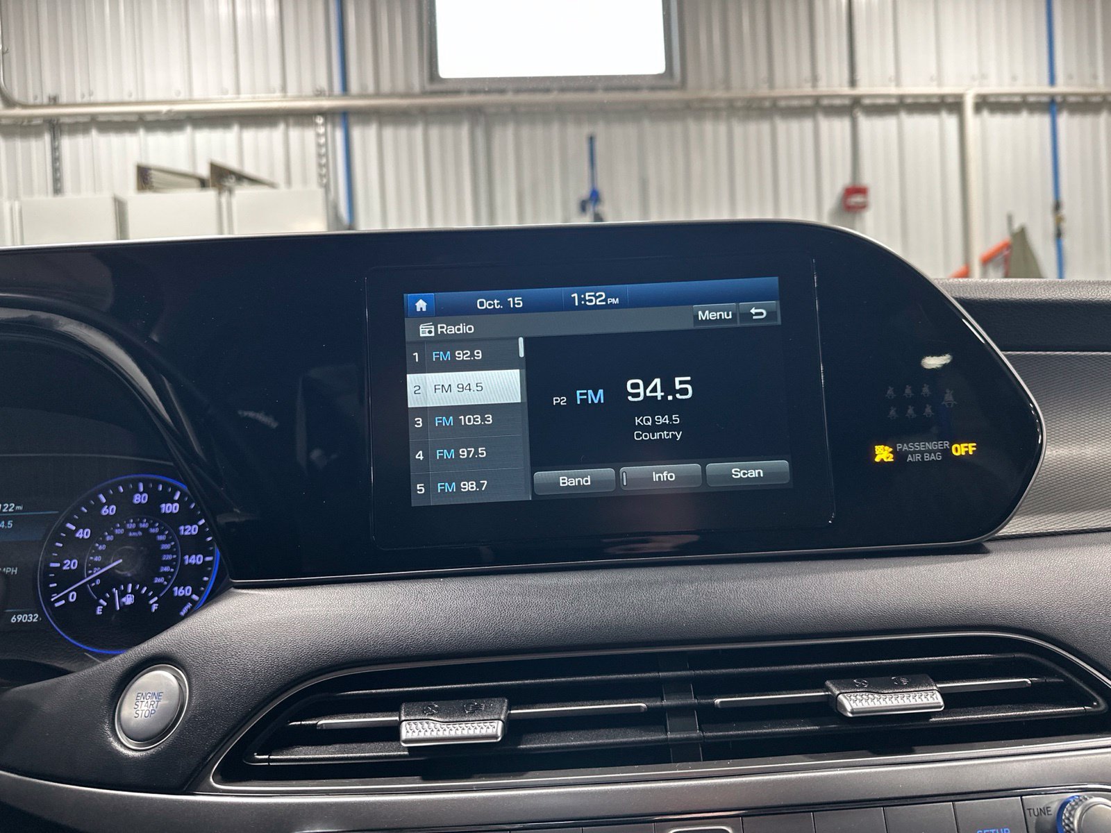 Used 2020 Black Hyundai SEL image 59