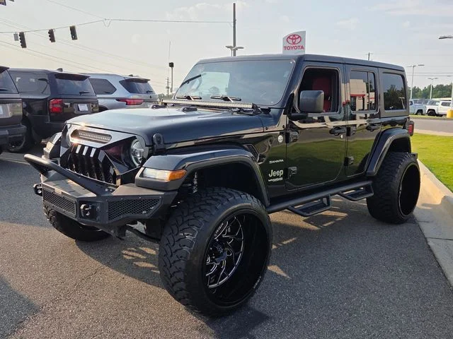 Used 2020 Black Jeep Unlimited Sahara image 3