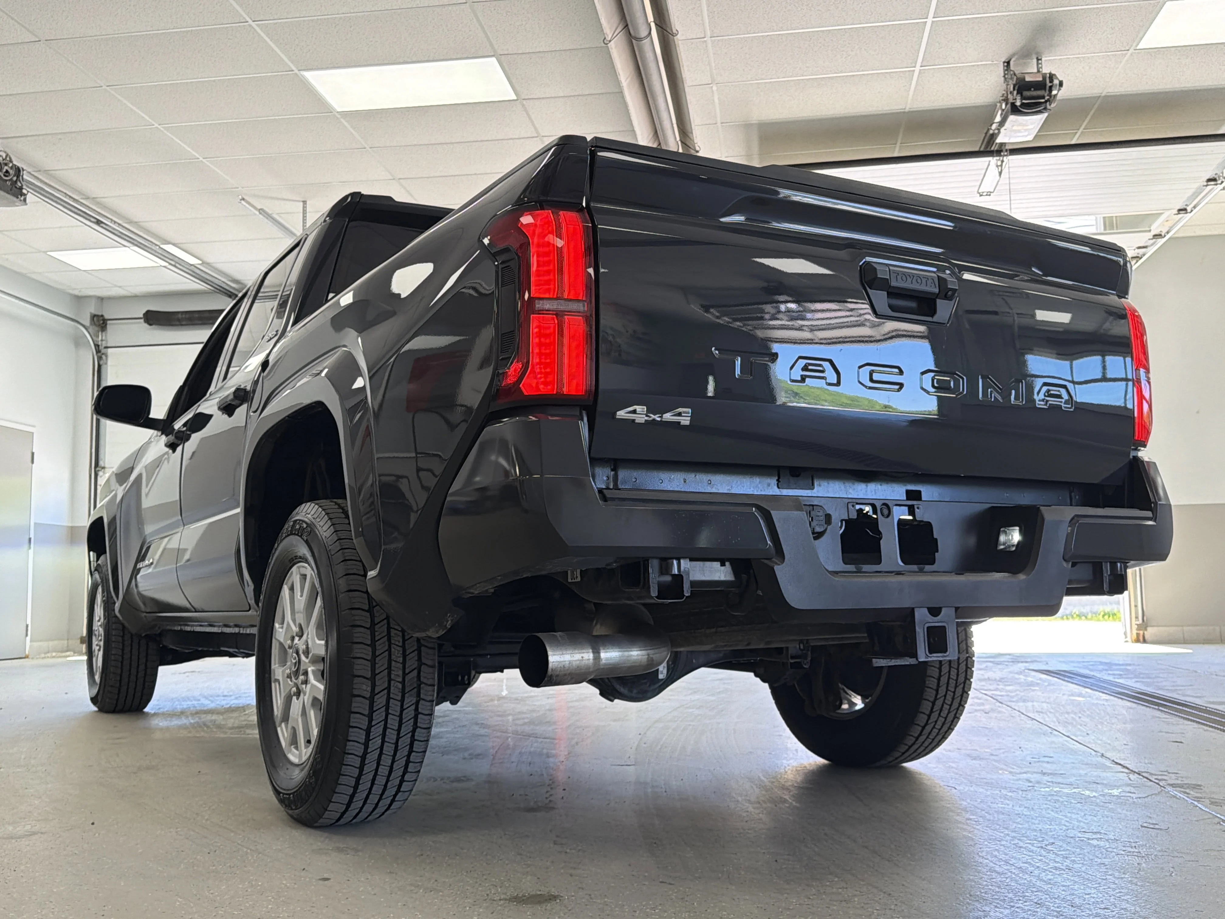 2024 Toyota Tacoma SR5 - Photo 46