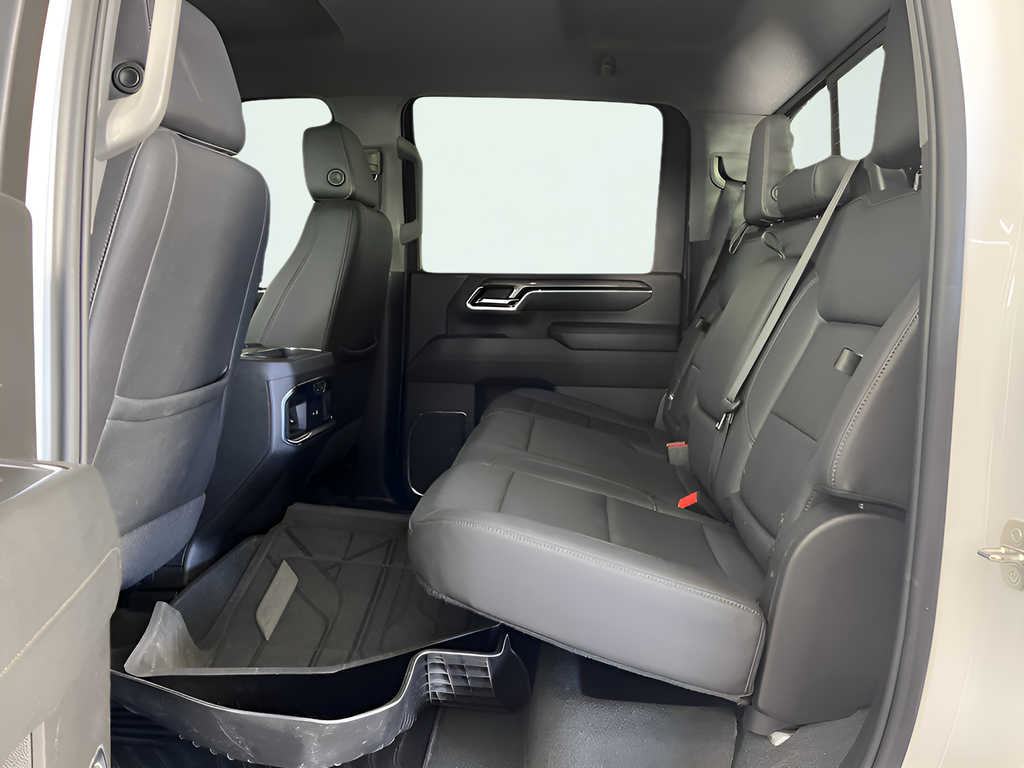 2024 Chevrolet Silverado 2500HD LTZ - Photo 12