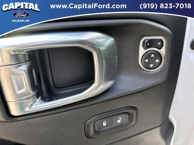 Used 2024 White Jeep Sahara image 21