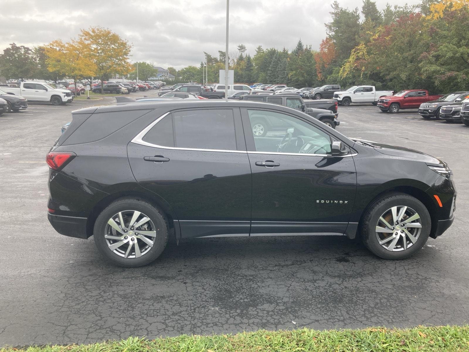 Used 2024 Mosaic Black Metallic Chevrolet LT image 8