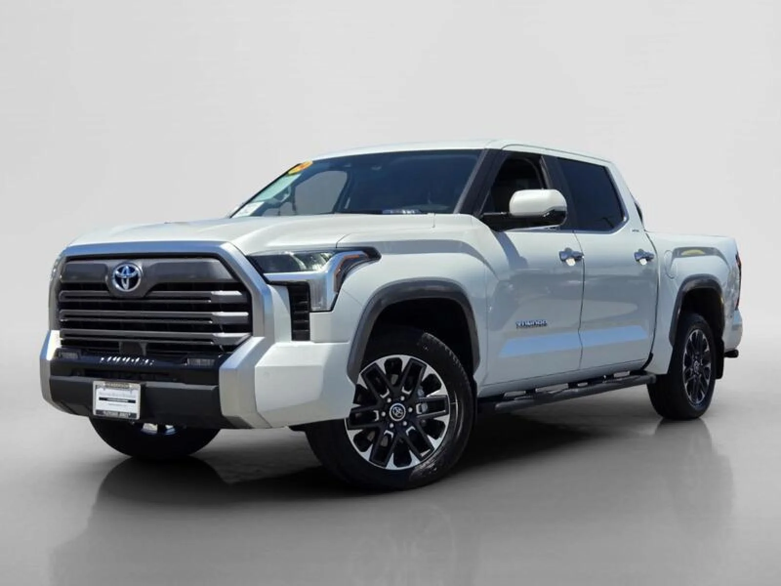Used 2024 Wind Chill Pearl Toyota Limited Hybrid image 1