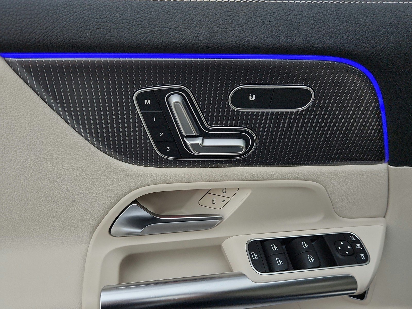 Used 2023 Denim Blue Metallic Mercedes-Benz GLA 250 image 20