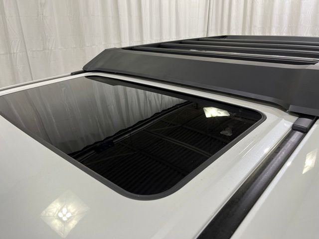 New 2027 Wind Chill Pearl <sup>1</sup> Toyota  image 23