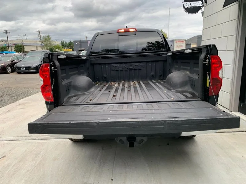 Used 2021 Black Toyota SR5 Pickup 4D 6 1/2 ft image 46