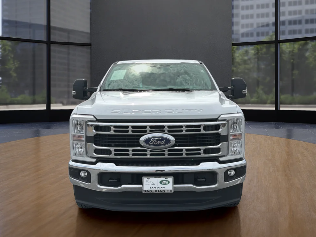 Used 2025 White Ford XLT image 11