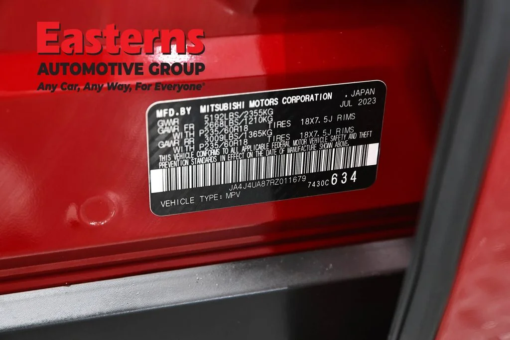 Used 2024 Red Mitsubishi ES image 35