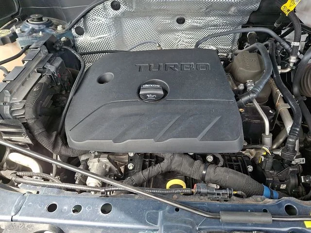 Used 2023 Blue Chevrolet ACTIV image 29