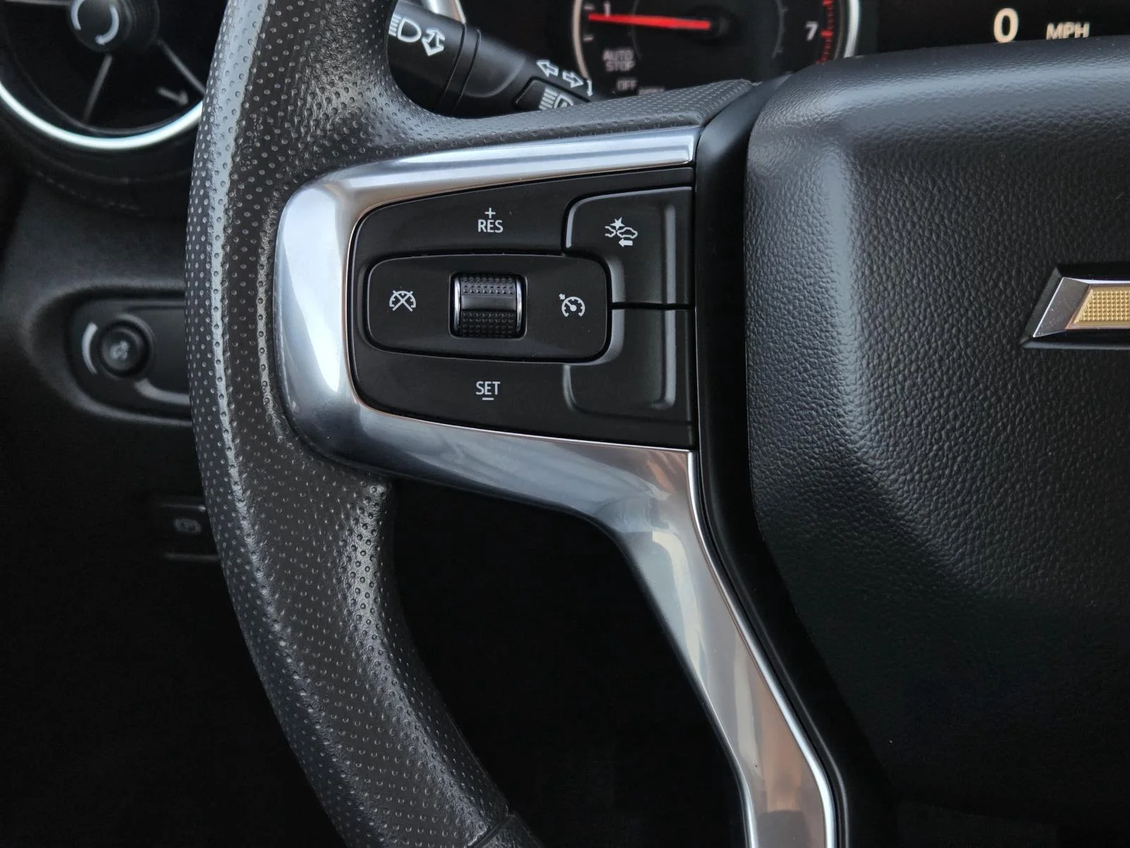 Used 2024 Sterling Gray Metallic Chevrolet LT image 18