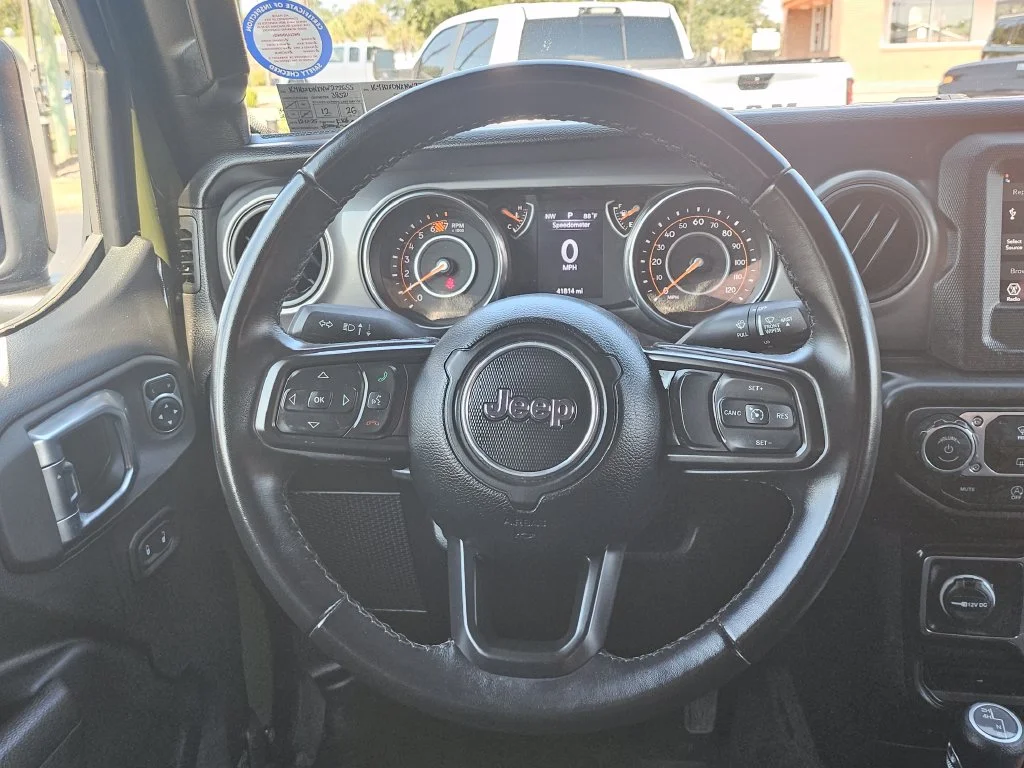 Certified Used 2022 Green Jeep Unlimited Willys image 6