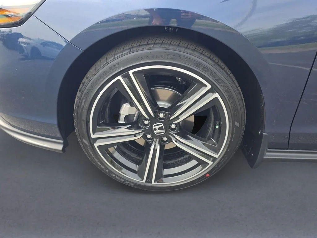 New 2026 Canyon River Blue Metallic Honda SE image 10