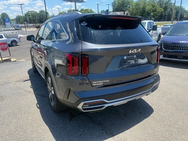 Used 2023 Gray Kia EX image 6