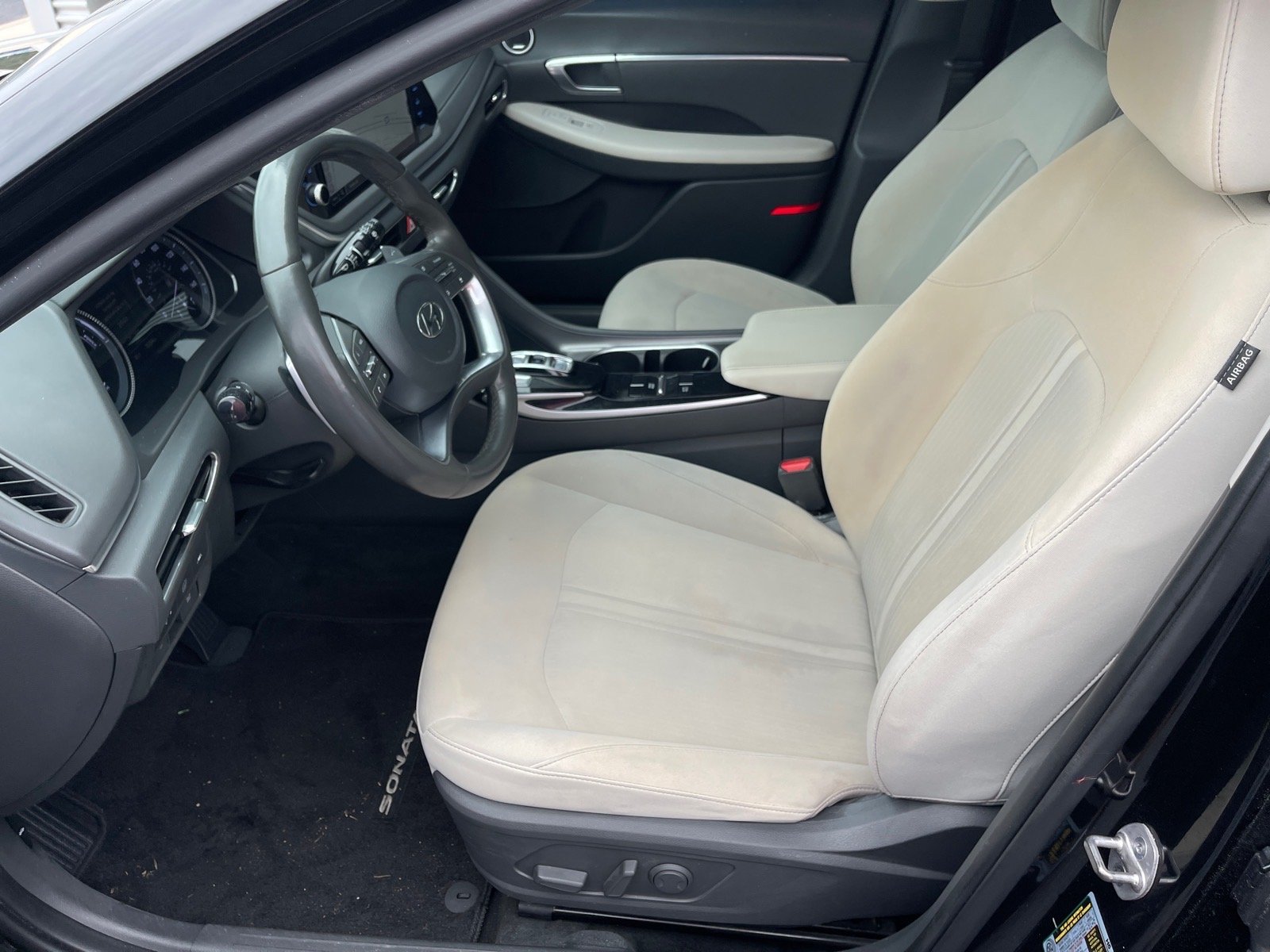 Used 2023 Nocturne Black Hyundai SEL image 10