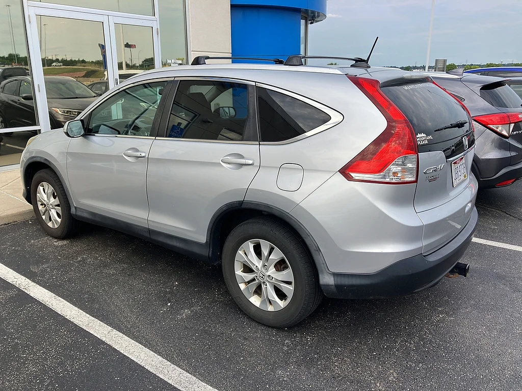 Used 2014 Alabaster Silver Metallic Honda EX-L image 33