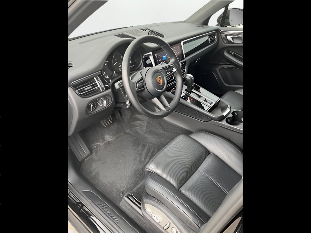 2023 Porsche Macan Base - Photo 11