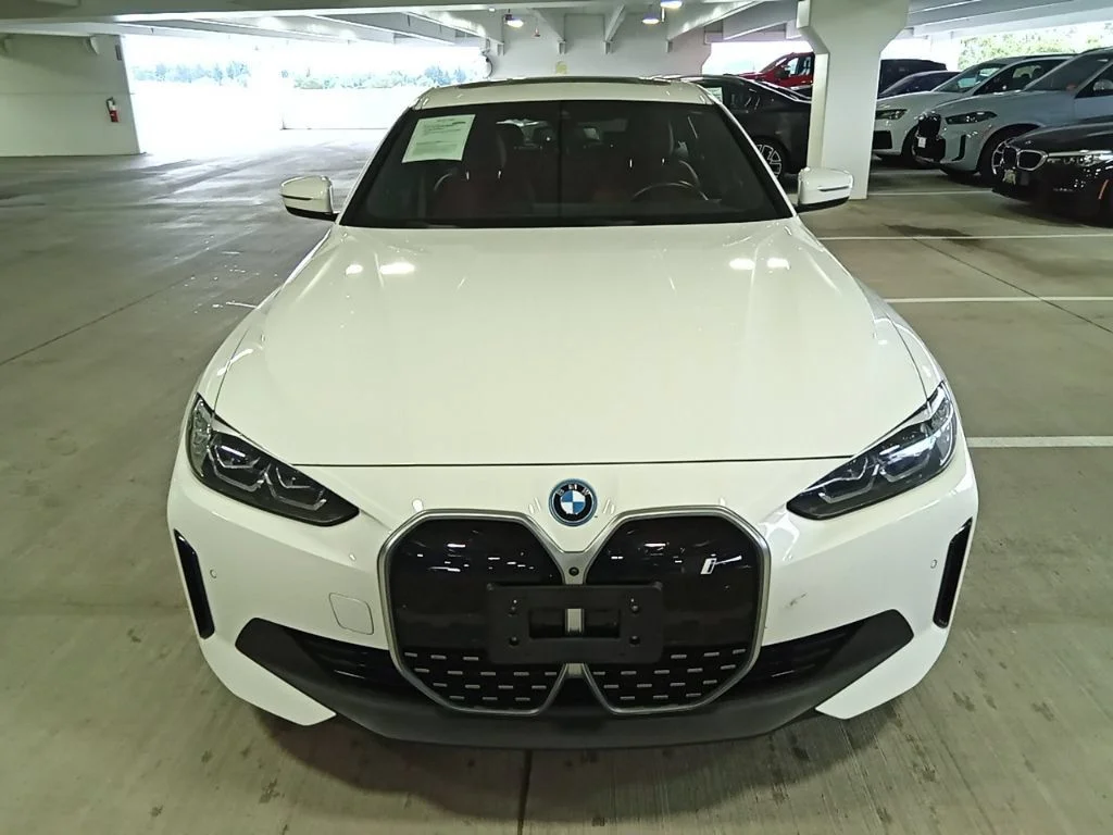 Used 2023 Alpine White BMW eDrive40 image 2