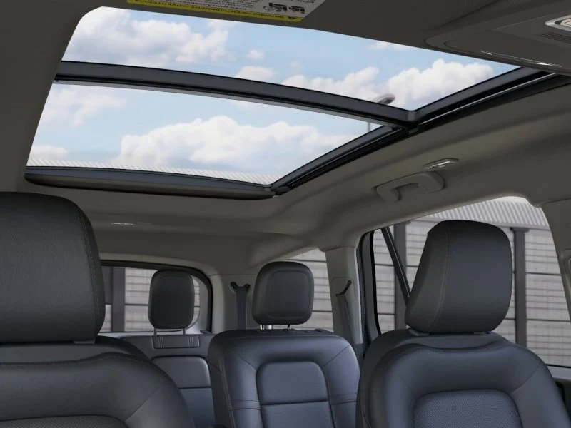 New 2026 Pristine White Metallic Tri-Coat Lincoln Premiere® image 23