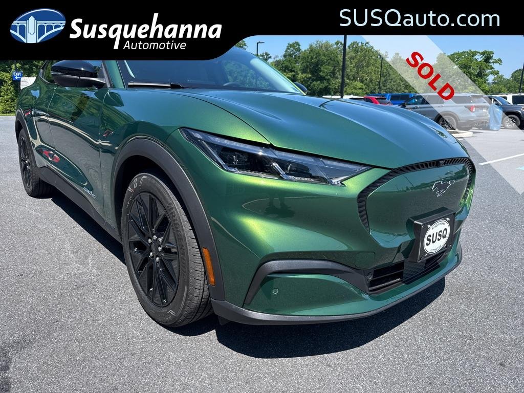 2025 Ford Mustang Mach-E