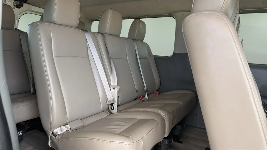 Used 2019 Pearl White Tricoat Nissan SL V8 image 14