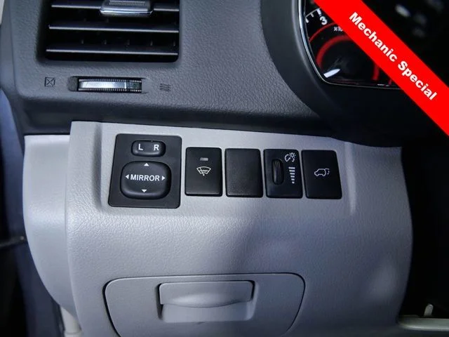 Used 2008 Gray Toyota Limited image 24