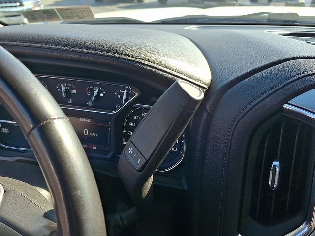 Used 2022 White GMC SLE image 13