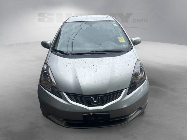 Used 2013  Honda Base image 16