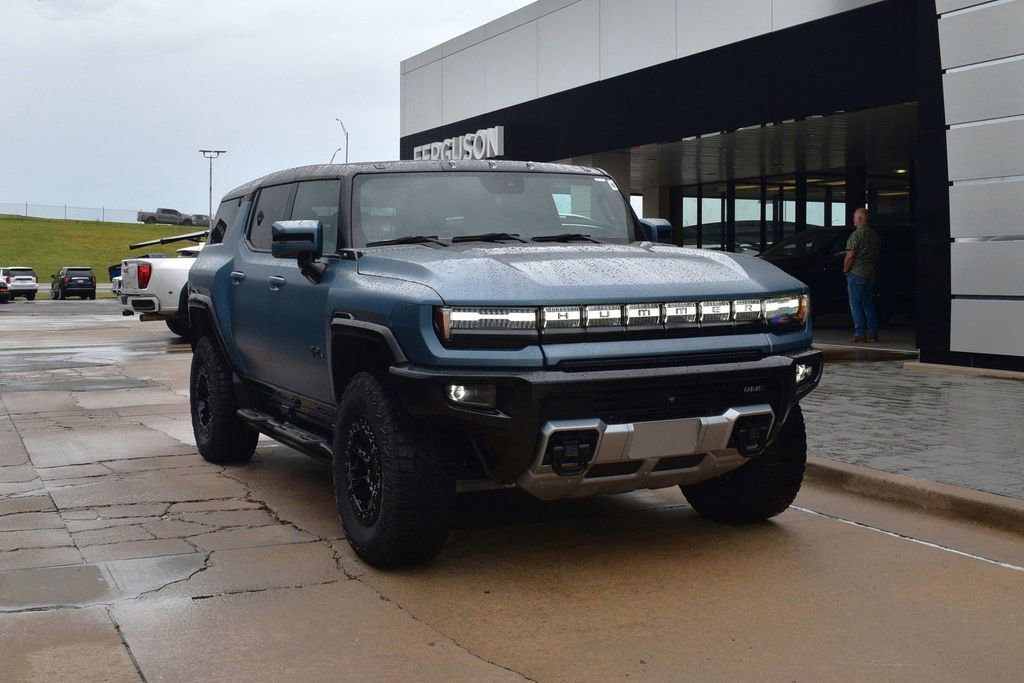 2024 GMC Hummer EV 3X SUV's photo