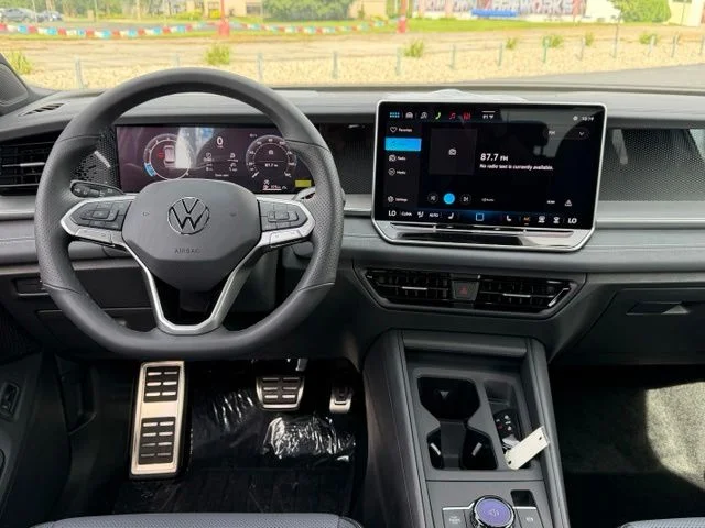 New 2026 Monterey Blue Pearl Volkswagen 2.0T SE R-Line Black image 10
