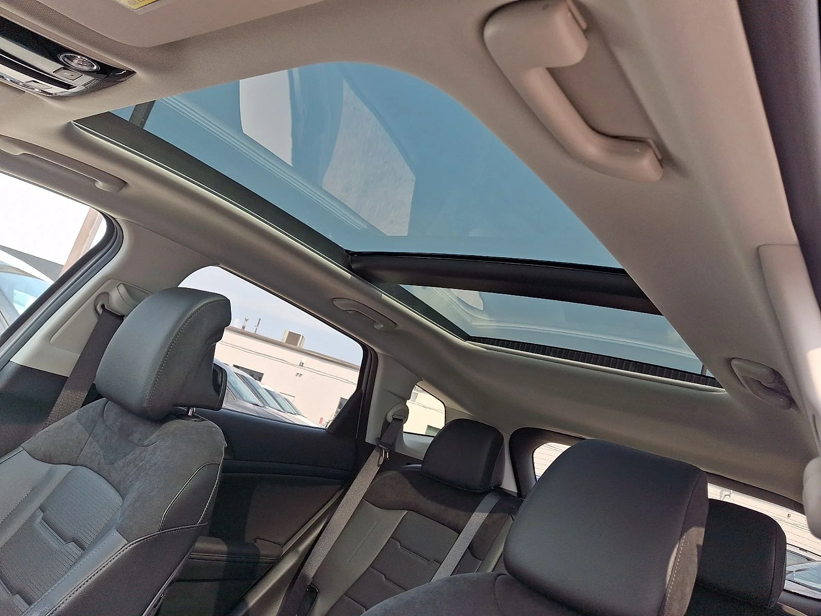 New 2027 Gray Kia SX-Prestige image 12
