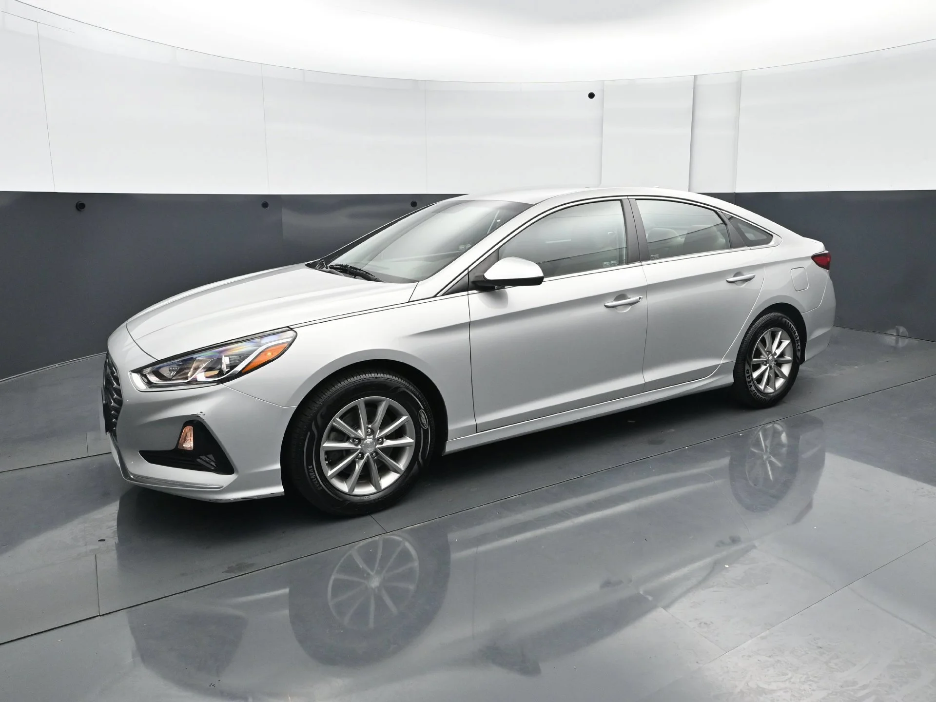 Used 2019 Hyundai Sonata SE with VIN 5NPE24AF9KH763649 for sale in White Bear Lake, Minnesota