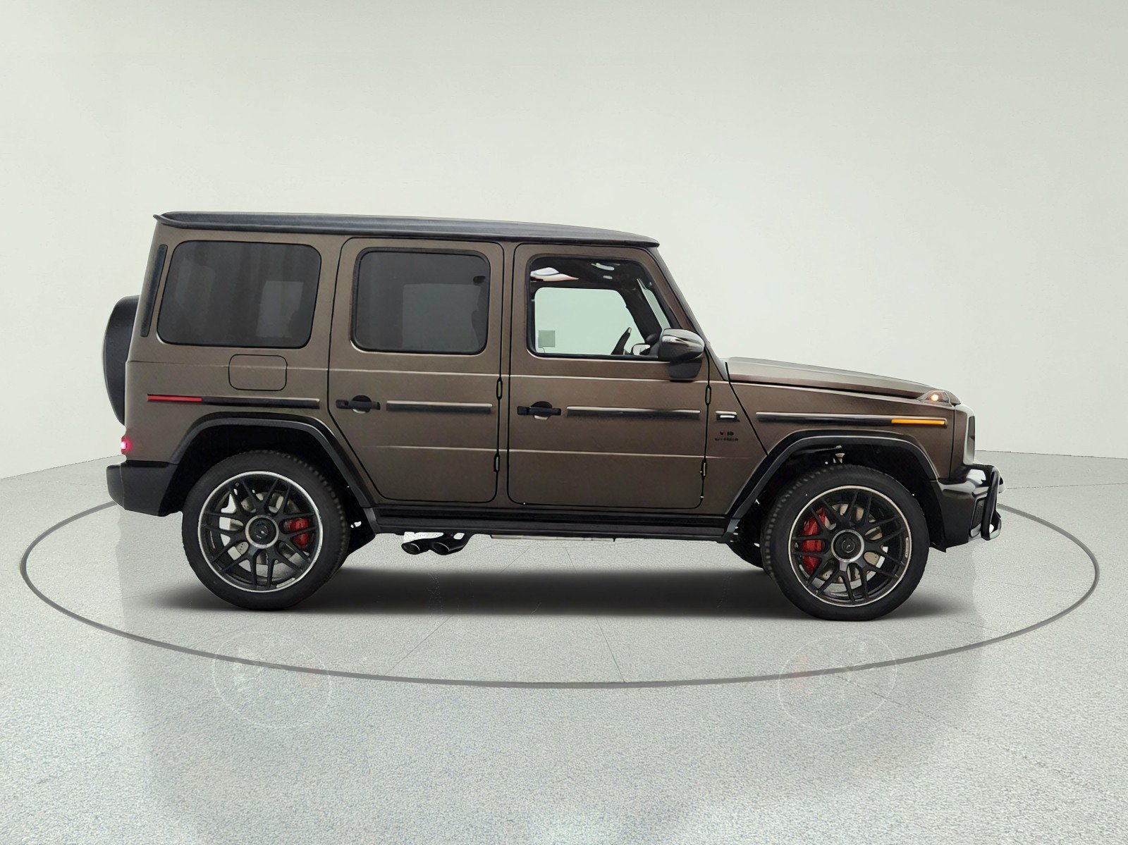 New 2027 MANUFAKTUR Dakota Brown Magno Mercedes-Benz AMG® G 63 SUV image 25