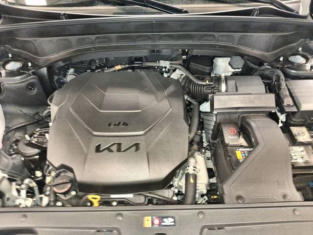 Used 2025 Black Kia S image 26