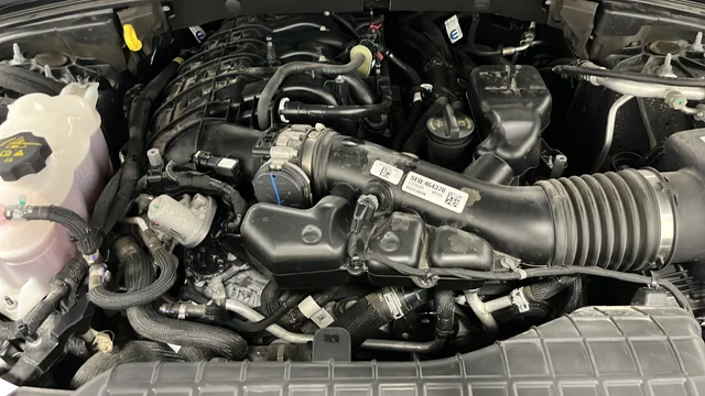 Used 2023 Gray Metallic Jeep Limited image 25
