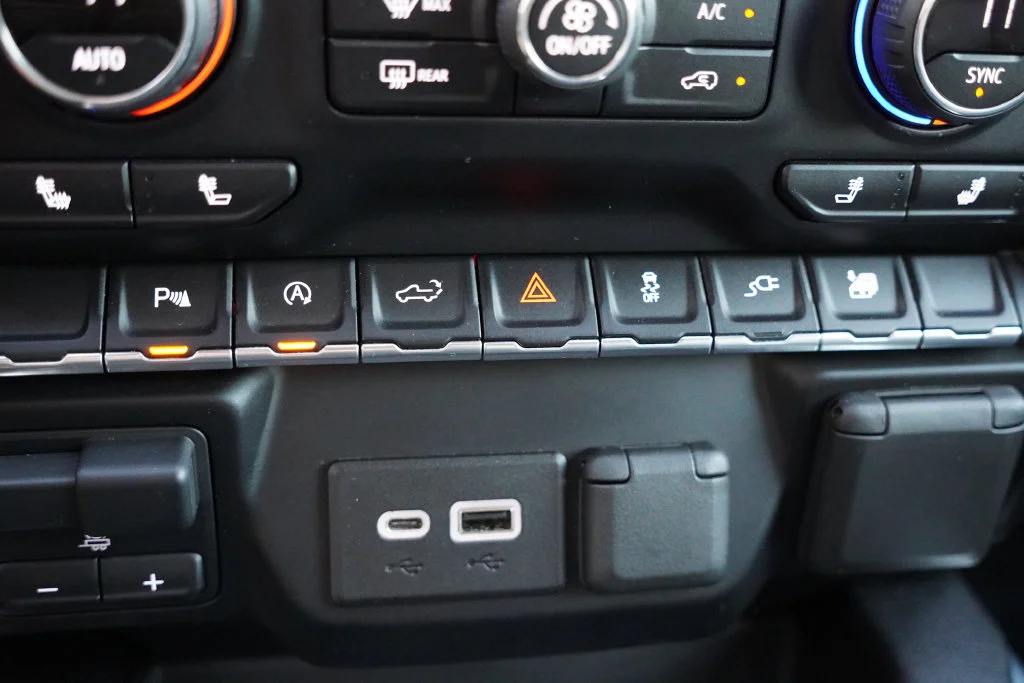 2021 Chevrolet Silverado 1500 RST - Photo 28