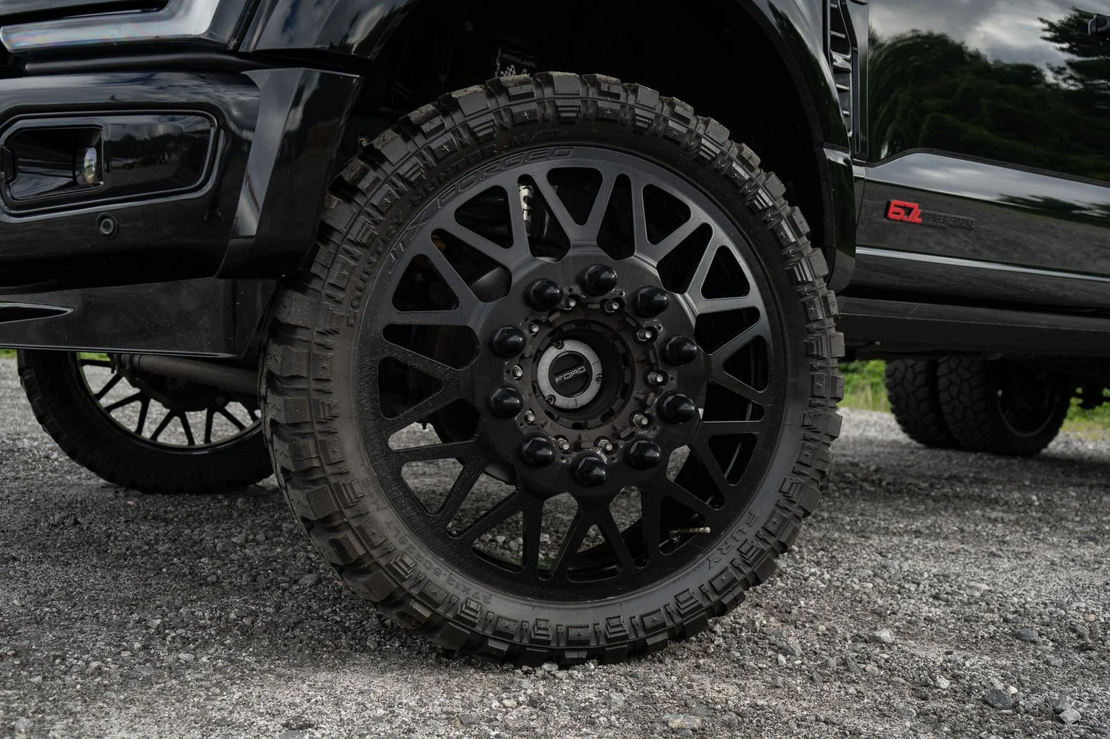 Used 2024 Black Ford Limited image 7