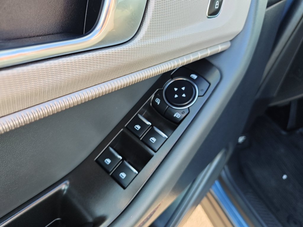 Used 2025 Gray Ford Active image 11