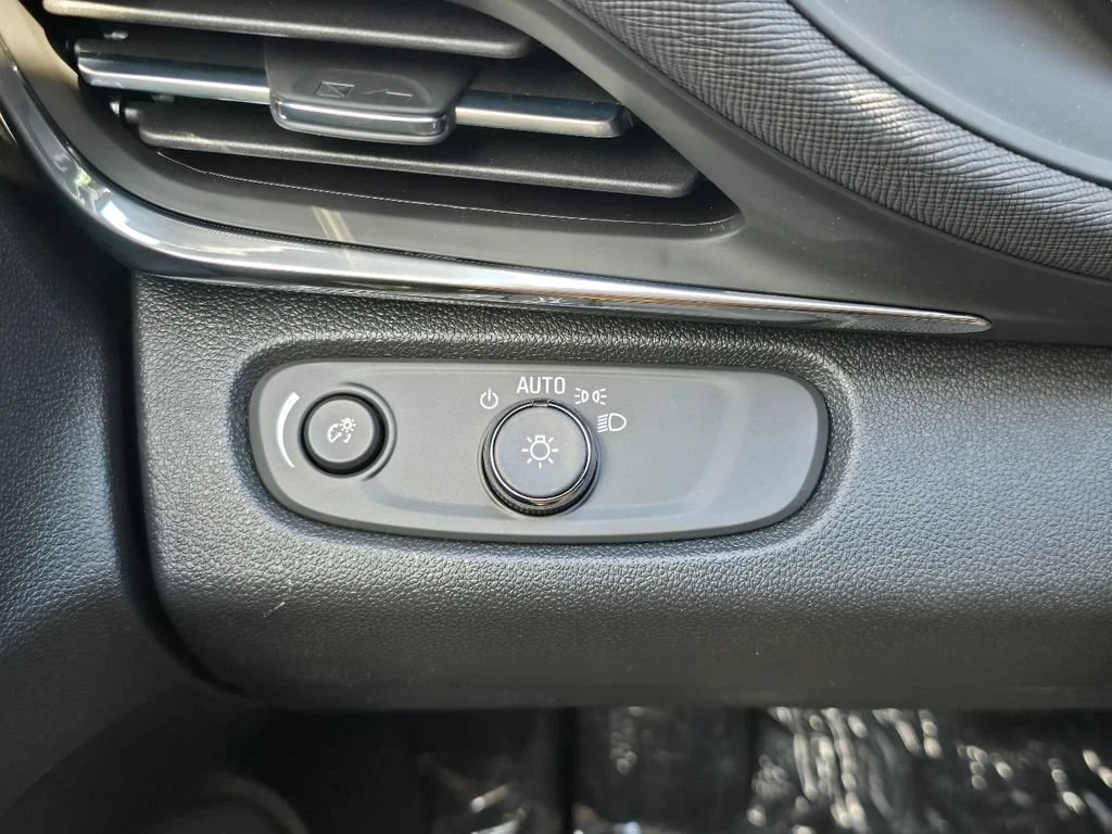 2026 Buick Envista Preferred - Photo 18