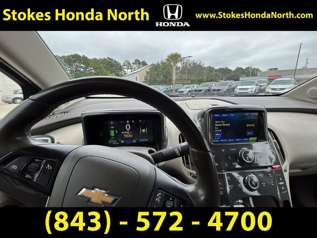 Used 2013 Silver Chevrolet Base image 8