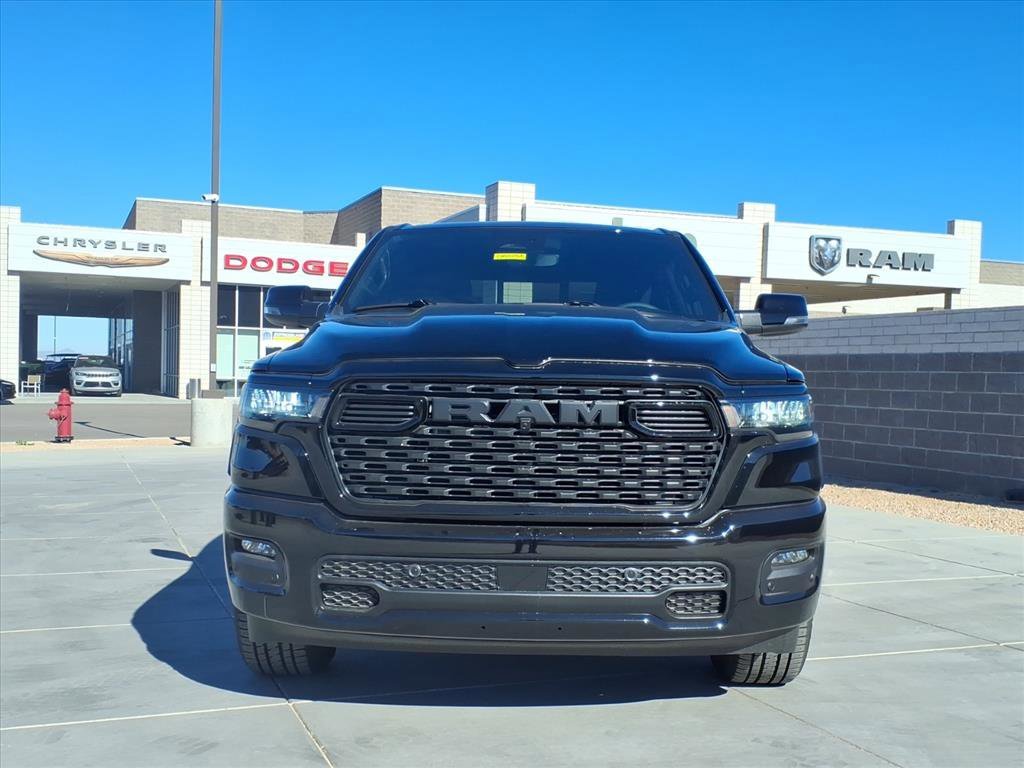 New 2026 Diamond Black Crystal Pearl-Coat Exterior Paint RAM Big Horn image 2