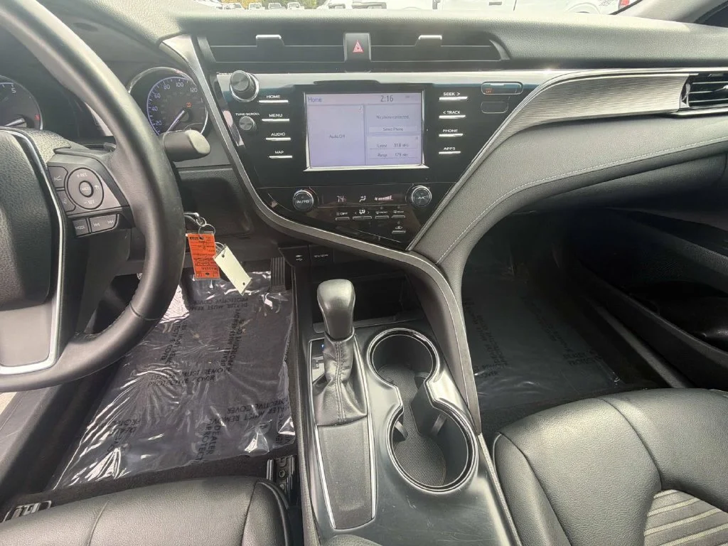 Used 2019 Blue Toyota SE image 21